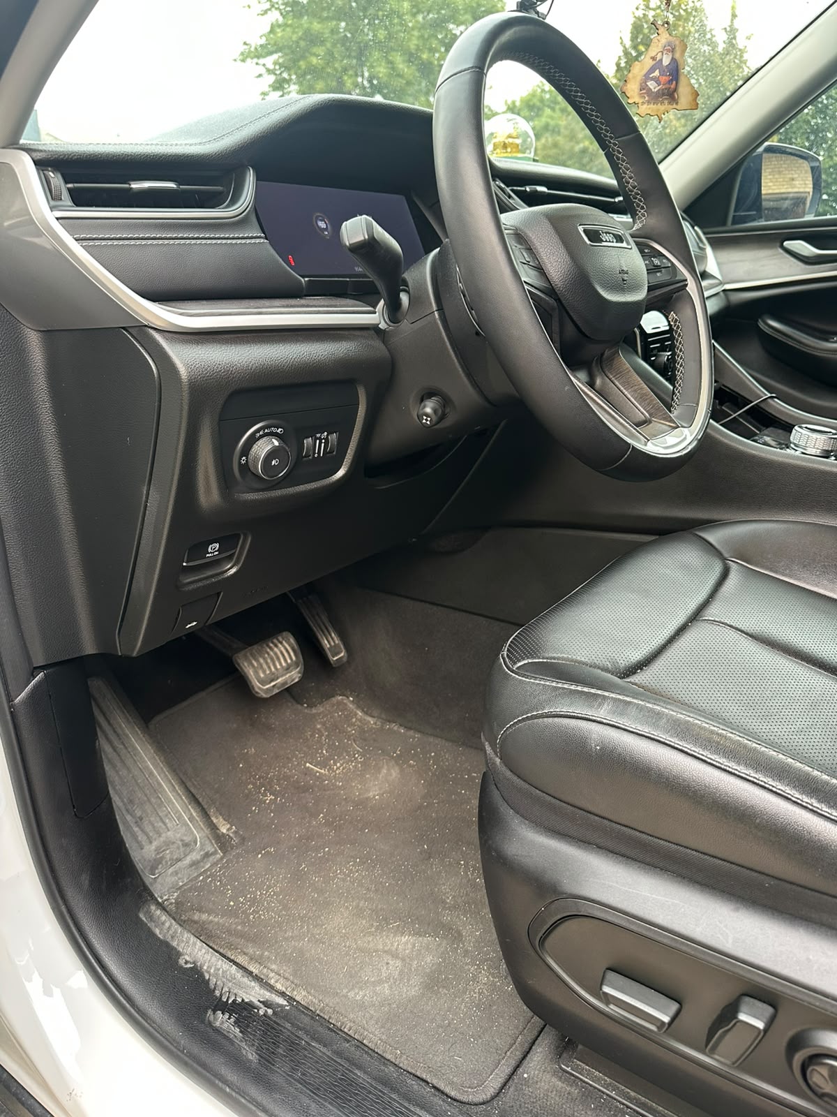 Vehicle interior before detailing
